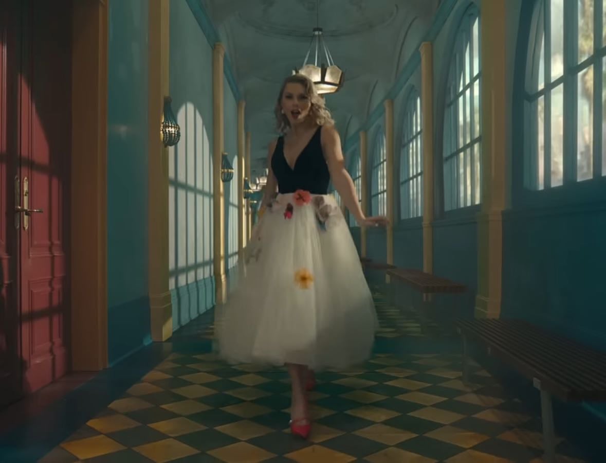 Fav Music Videos - Links hypelist by Mackenzie Koren