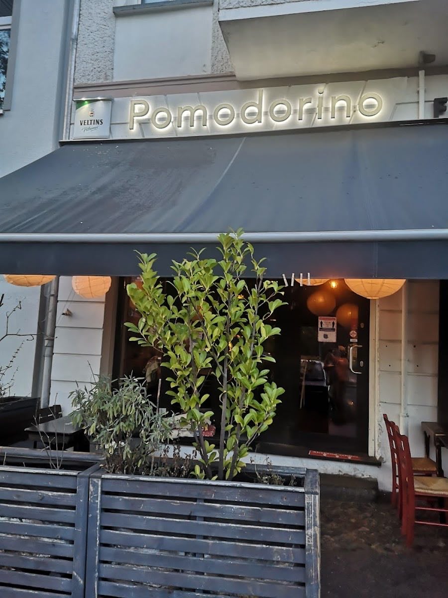 Pomodorino‎ - cute & cheap dinner, totally a local spot (cash only!)