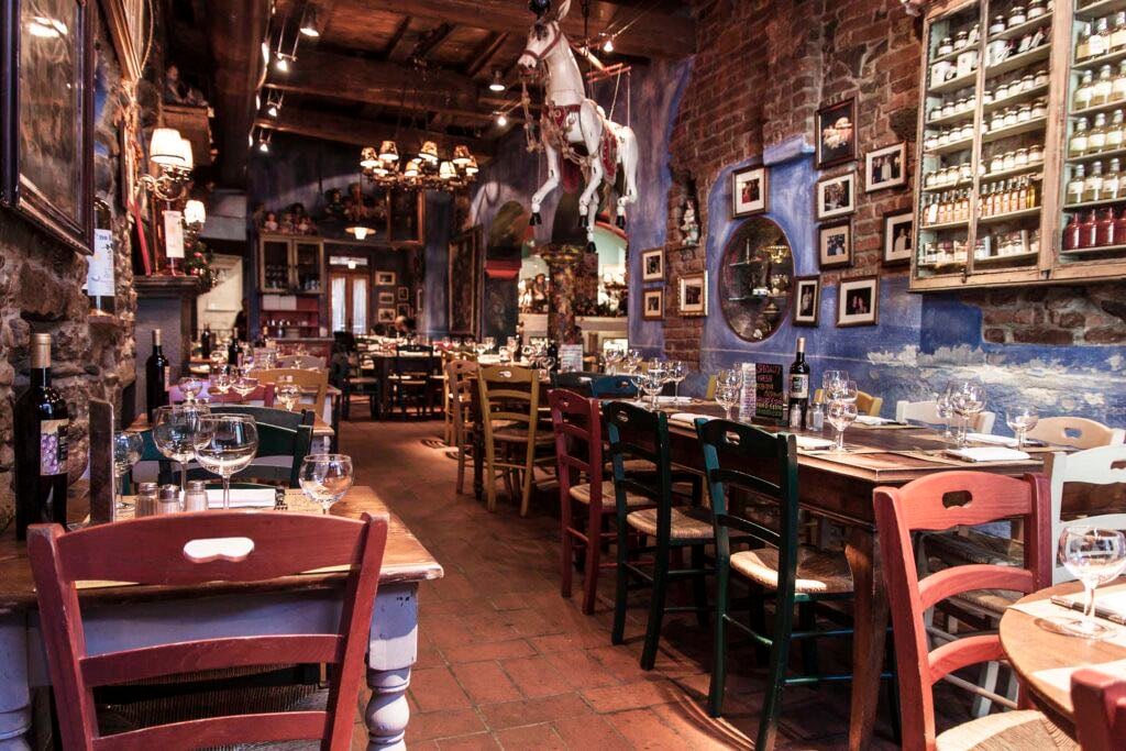 Trattoria Zร Zร - eat outside itโs amazing