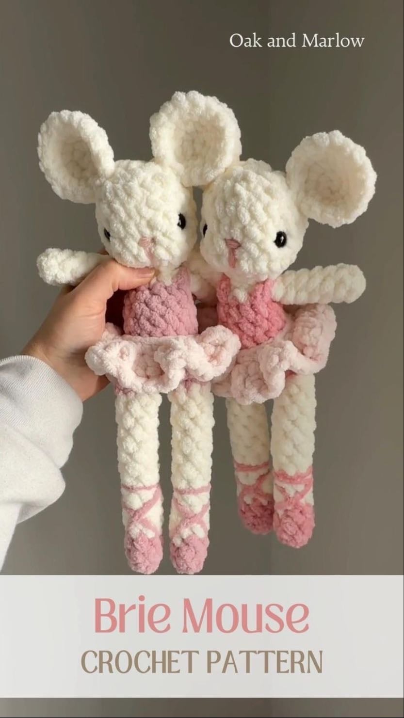 crochet ๐ชก - There are so many cute things you can make with yarn plushies, keychains, pillows, bags, clothes, and so much more!!!