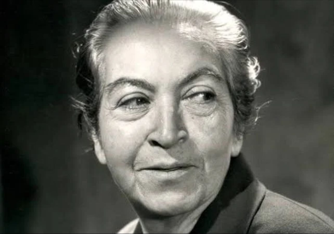 Gabriela Mistral - "Ya no puedo morir, tú me has amado."
