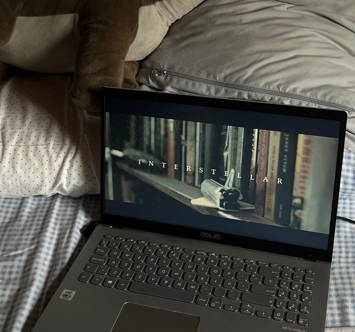 peliiis - Movies hypelist by mers