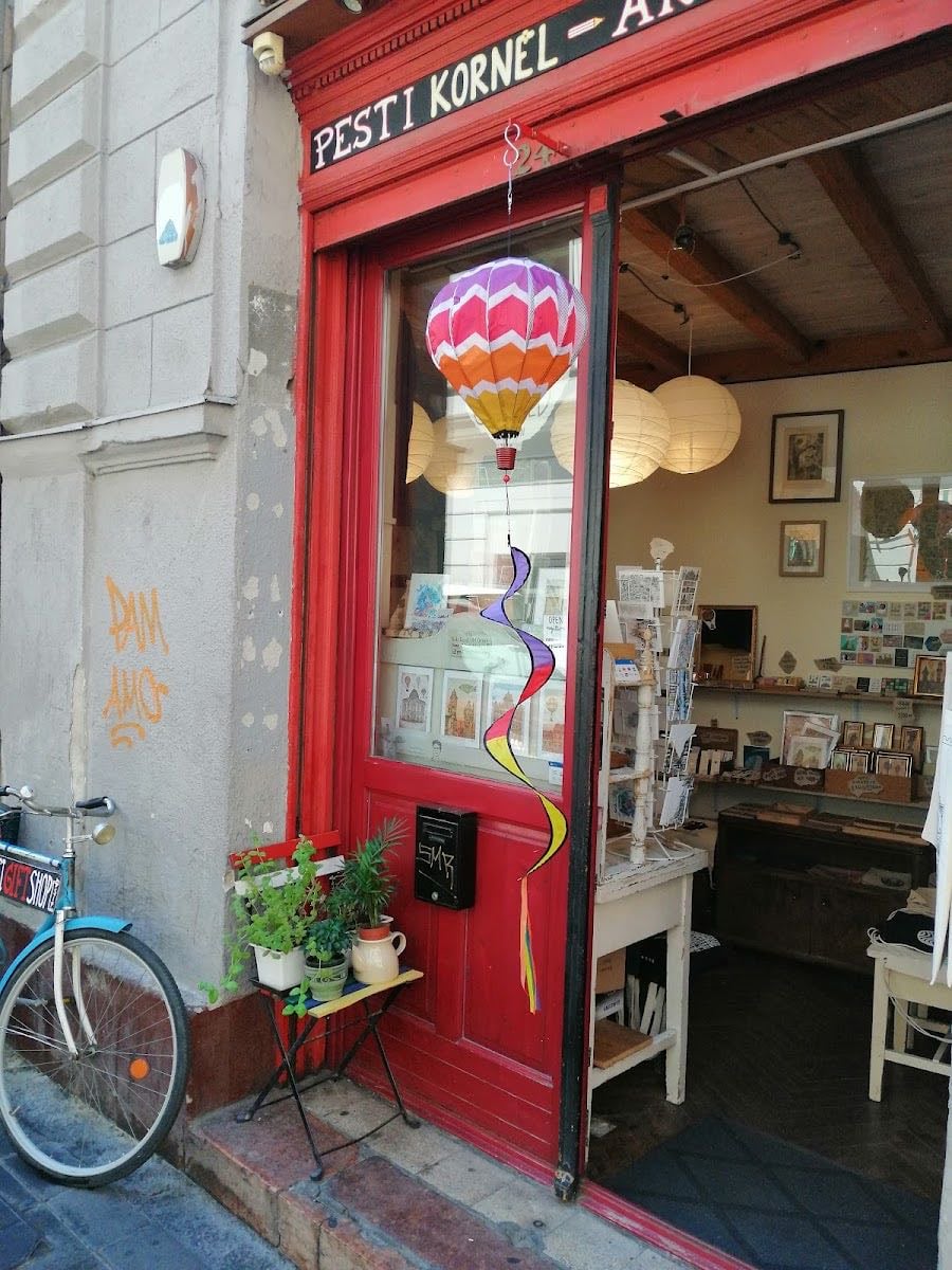Pesti Kornél - Art Corner Gift Shop
