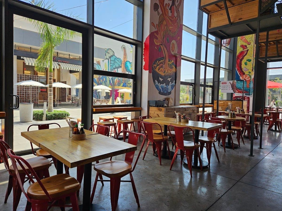 Don Eatery District 5