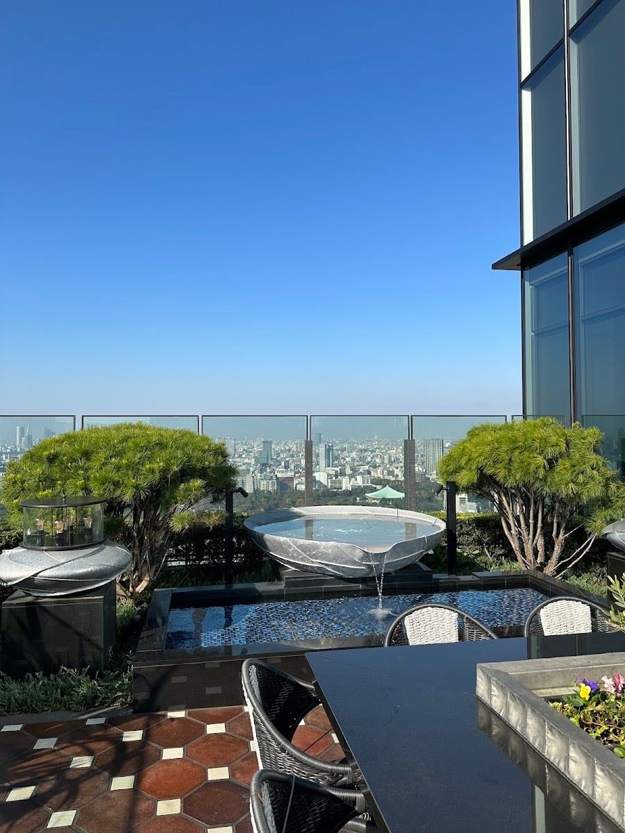 Four Seasons Hotel Tokyo at Otemachi
