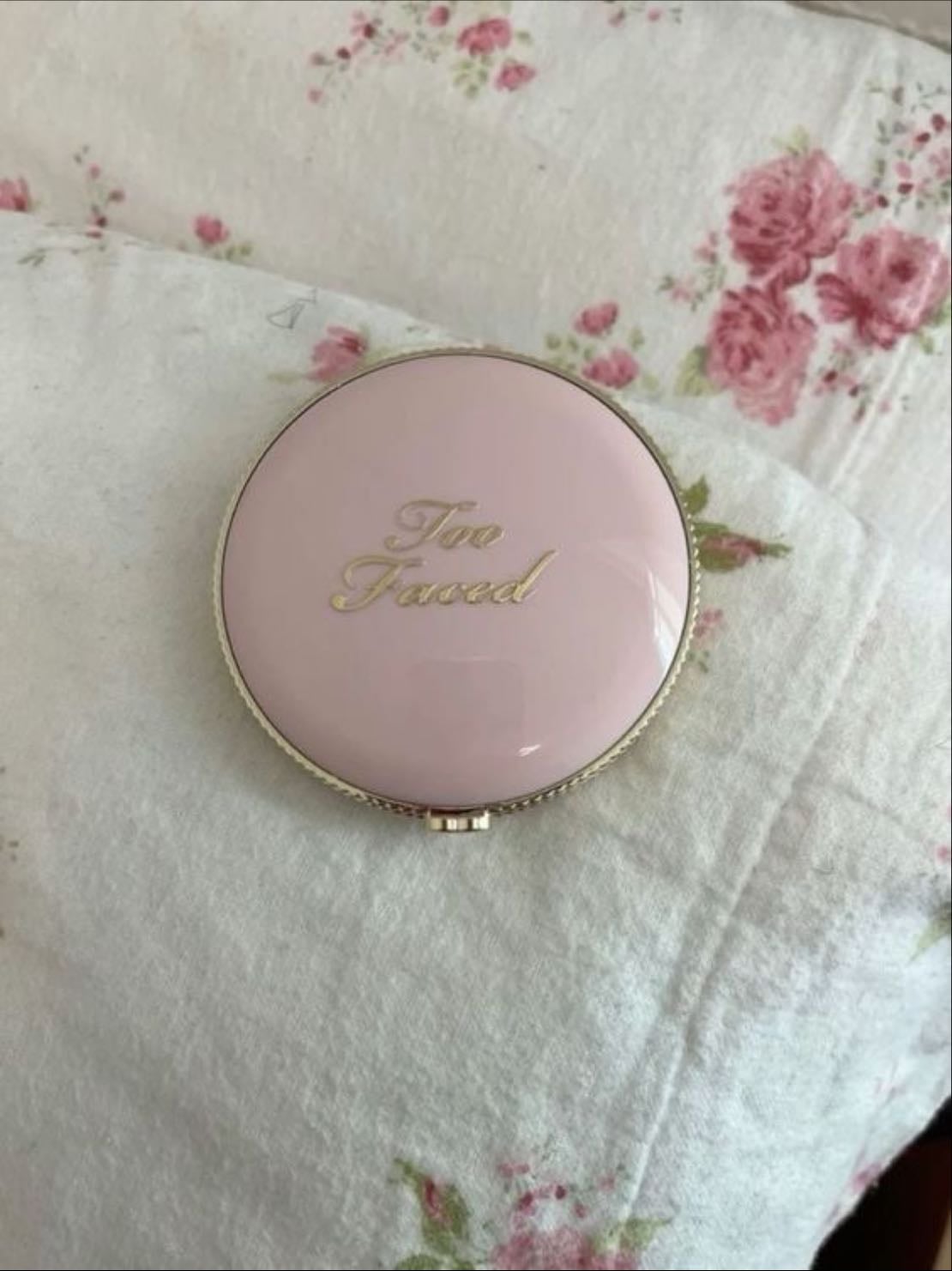 TOO FACED moon crush highlighter