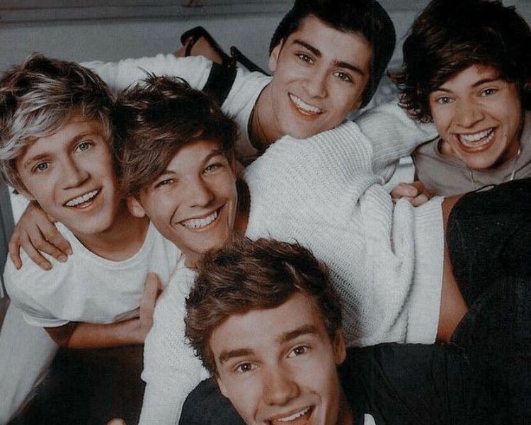 my fav songs from each 1D album ! - Music hypelist by 饾拵饾拏饾拰饾拏饾挌饾拲饾拏 饾挄饾拹饾拵饾拲饾拪饾拸饾挃饾拹饾拸 !
