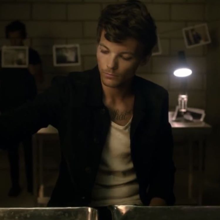 cinnamon swirl louis ! - π₯(specifically soml MV)