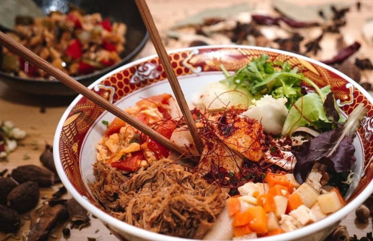 Biang Biang Bar - Asiático - Noodles anchos