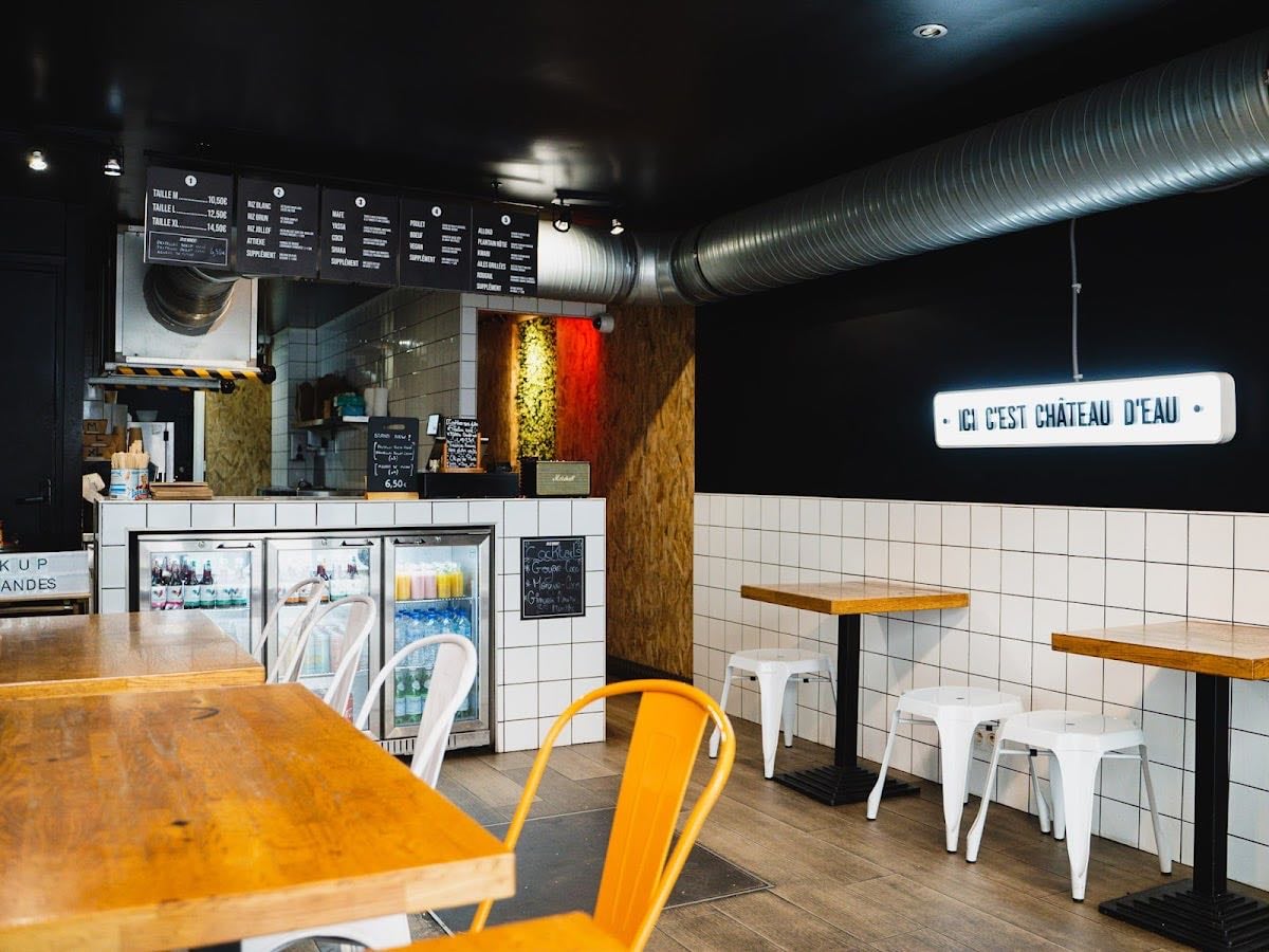 Osè African Cuisine | Château d'Eau - A few branches. So good when youre so hungry.