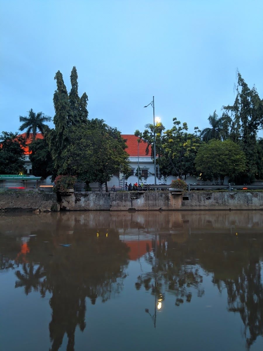 Pasar Baru - Thrifting