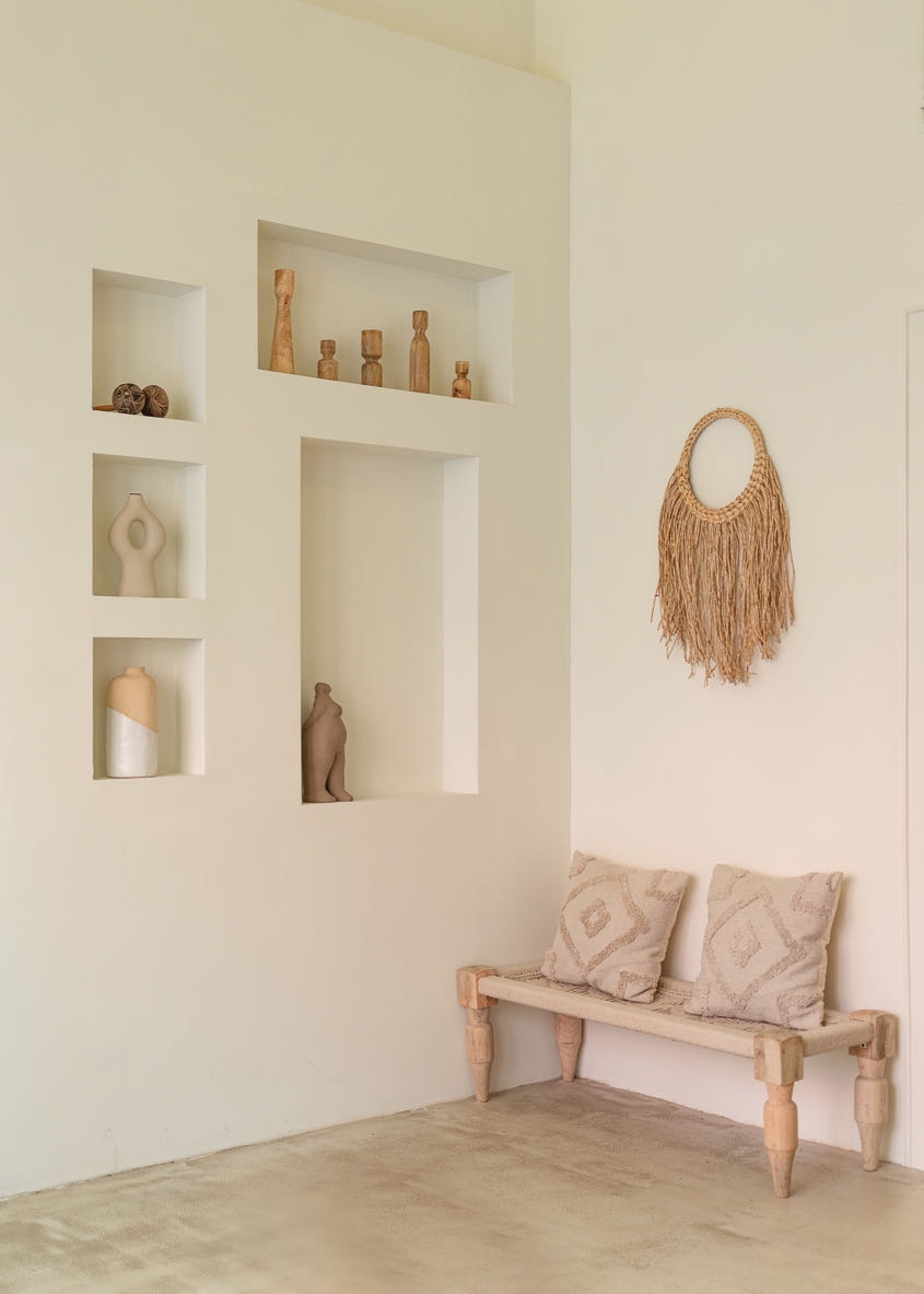 Pole Pole | Slow Down & Massage