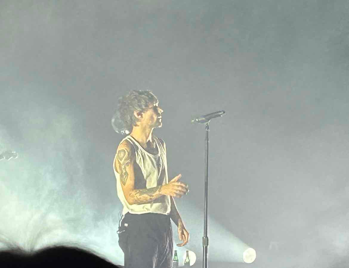 Louis songs I’ve heared live - other hypelist by Kira_XO