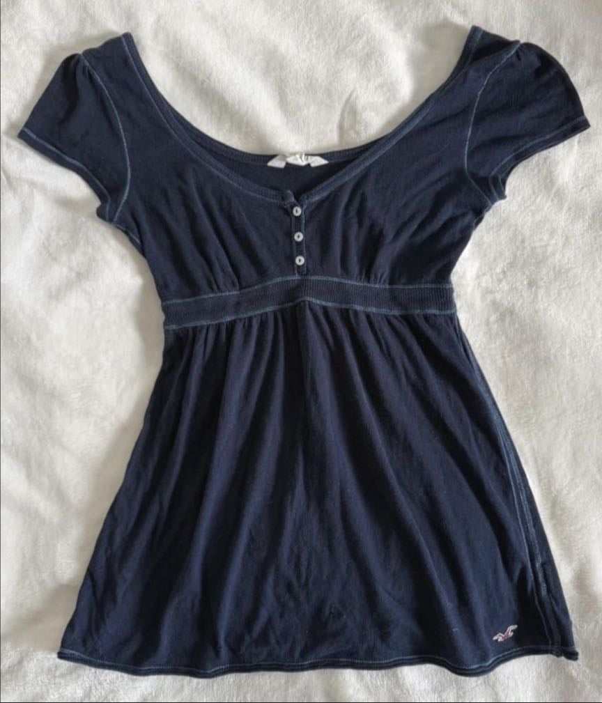 hollister top