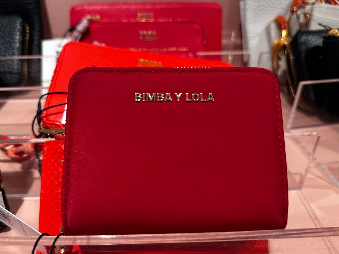 B&L wallet