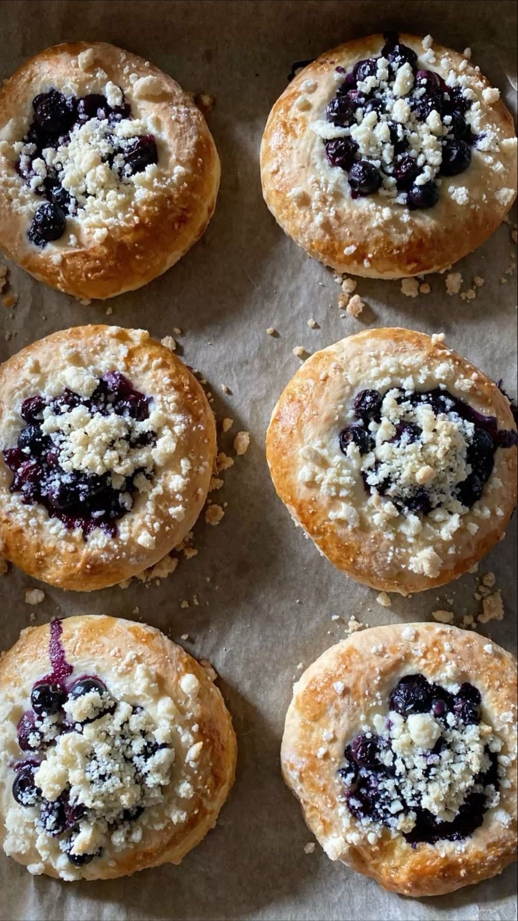 Danish Canival buns with blueberry compote and vanilla cheesecake