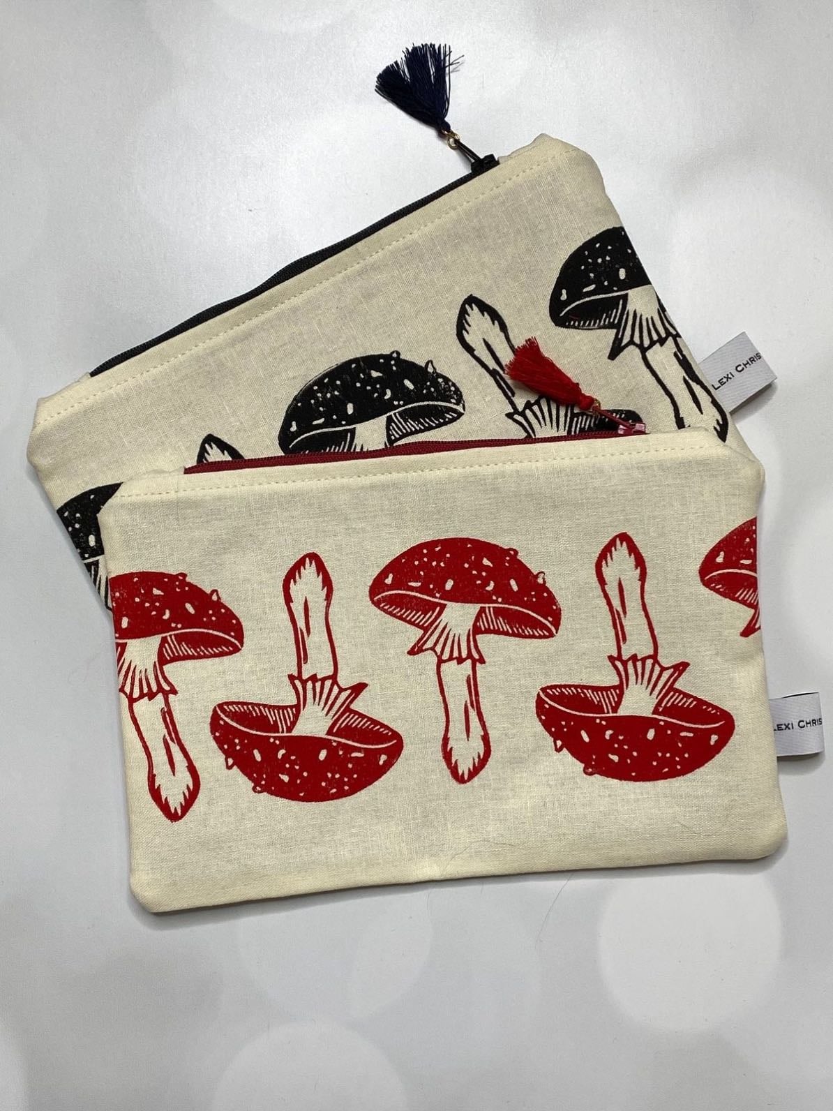 Zipper pouch sewing 🧵