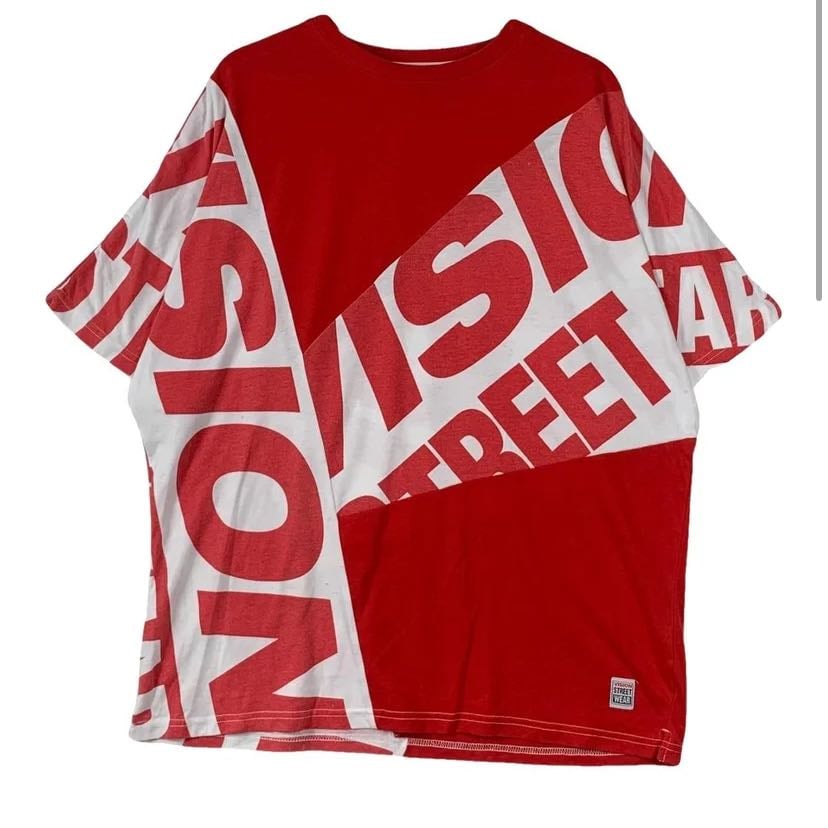 T-shirt unsigned