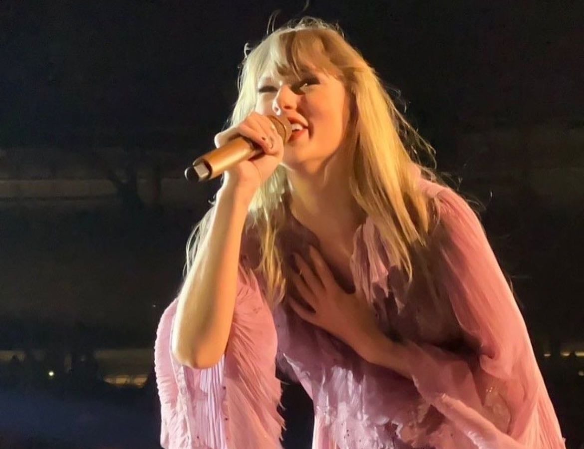 most happy tay songs - other hypelist by Sara Los