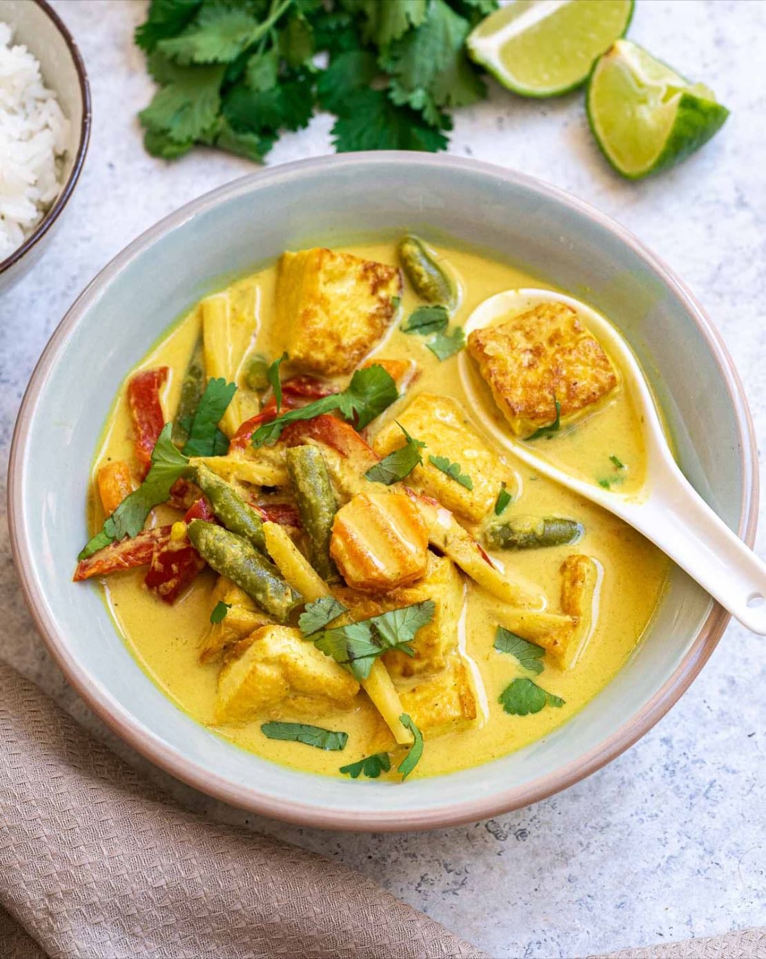 Curry Trader joe’s - •curry sauces (x2)
•coconut cream
•rice
•potatoes
•carrots
•broccoli