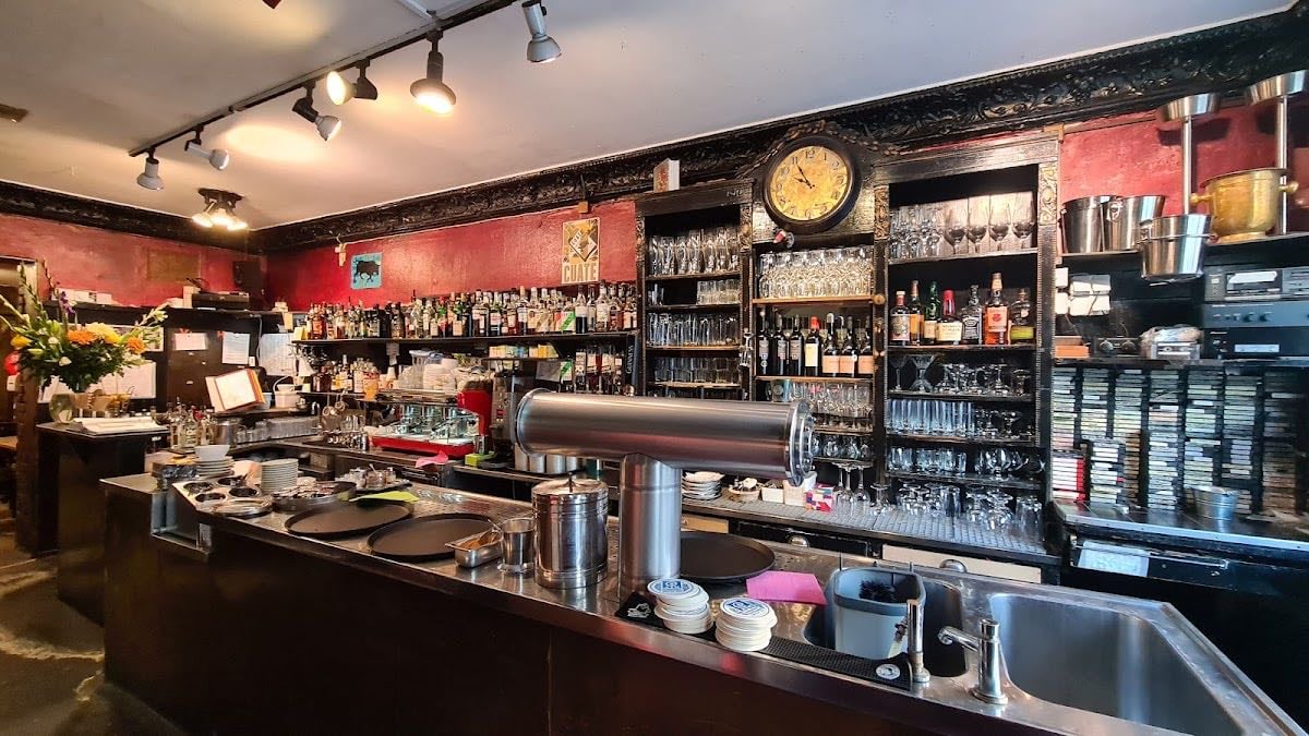 Schwarzes Cafe