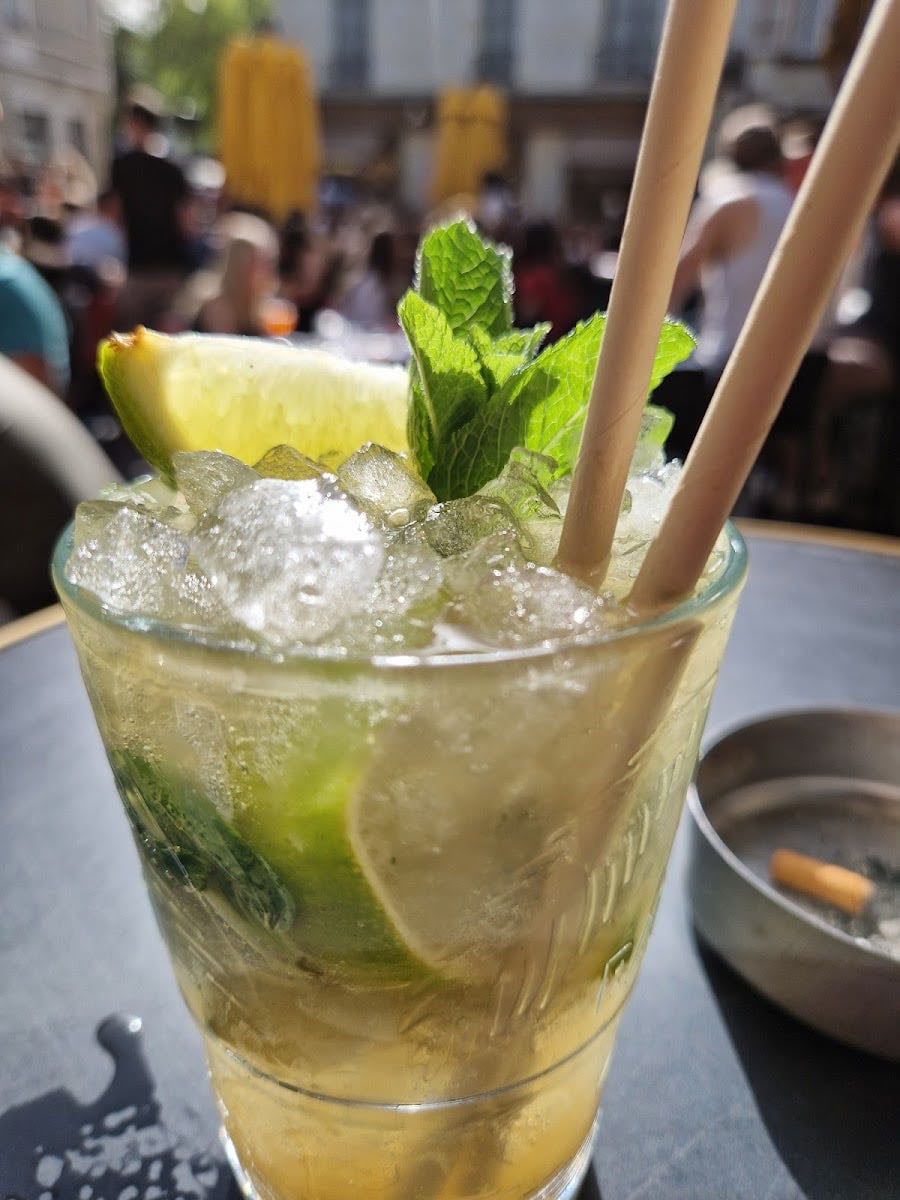 Society Bar