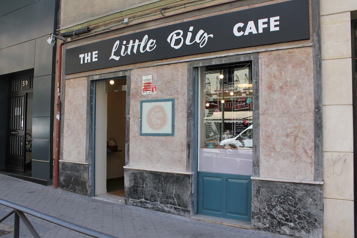 The Little Big Cafe