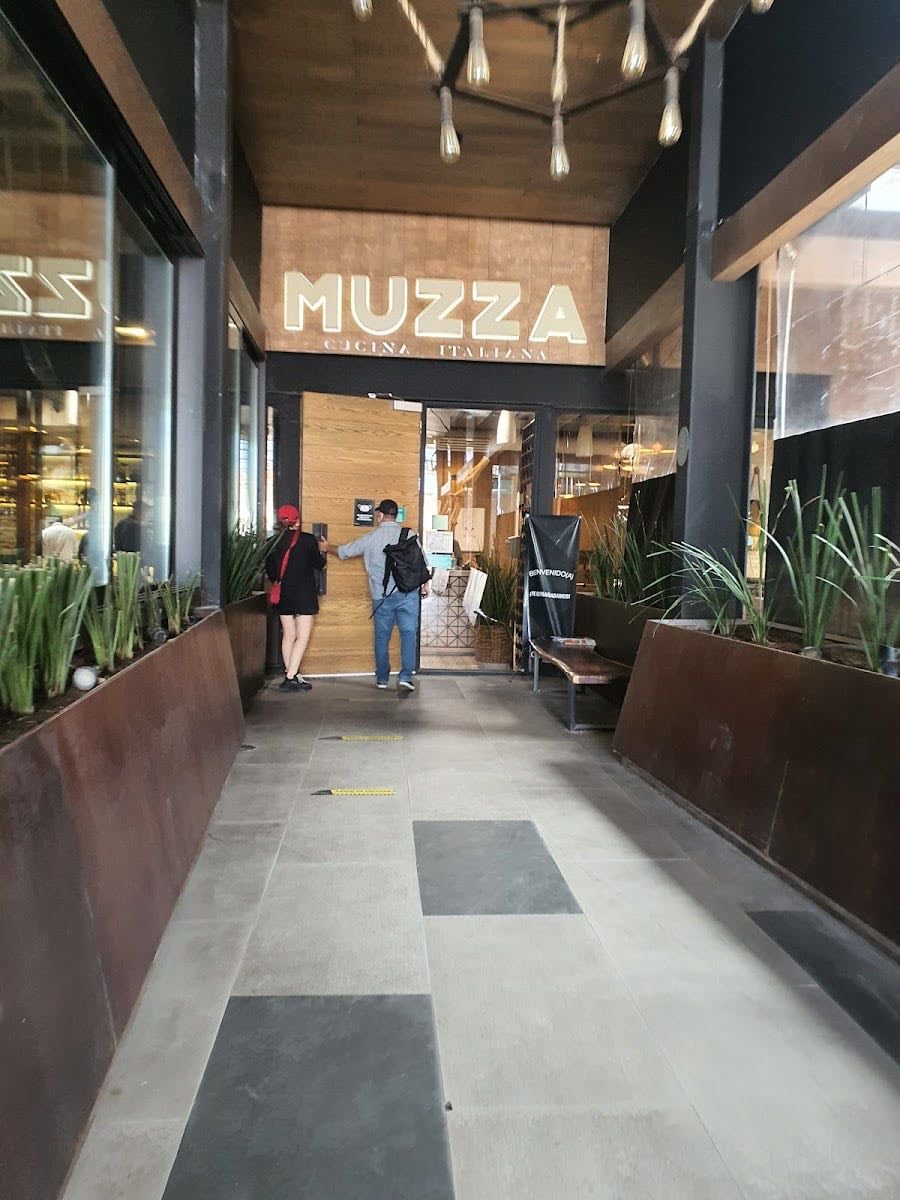 Muzza