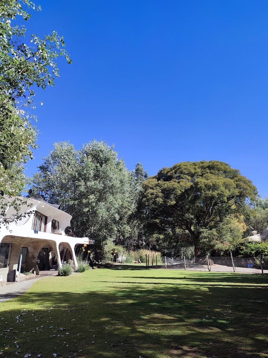Laguna camping y naturaleza