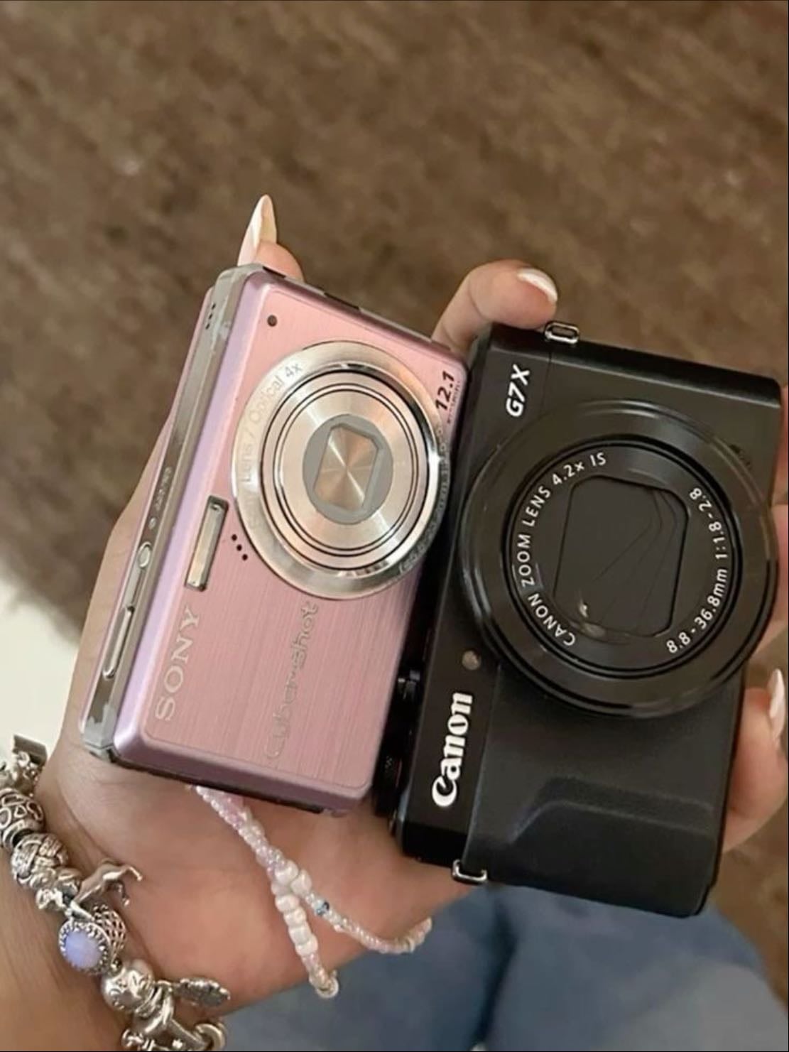 digital camera