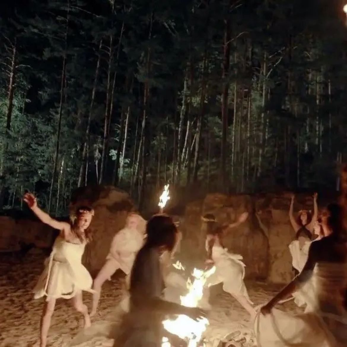 Midsommar - Ari Aster · 2019