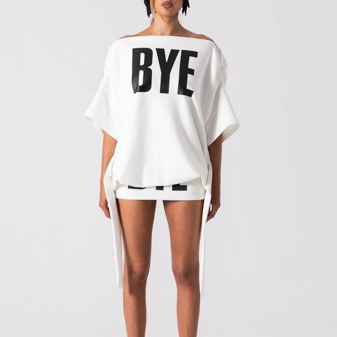 Bye - 98€