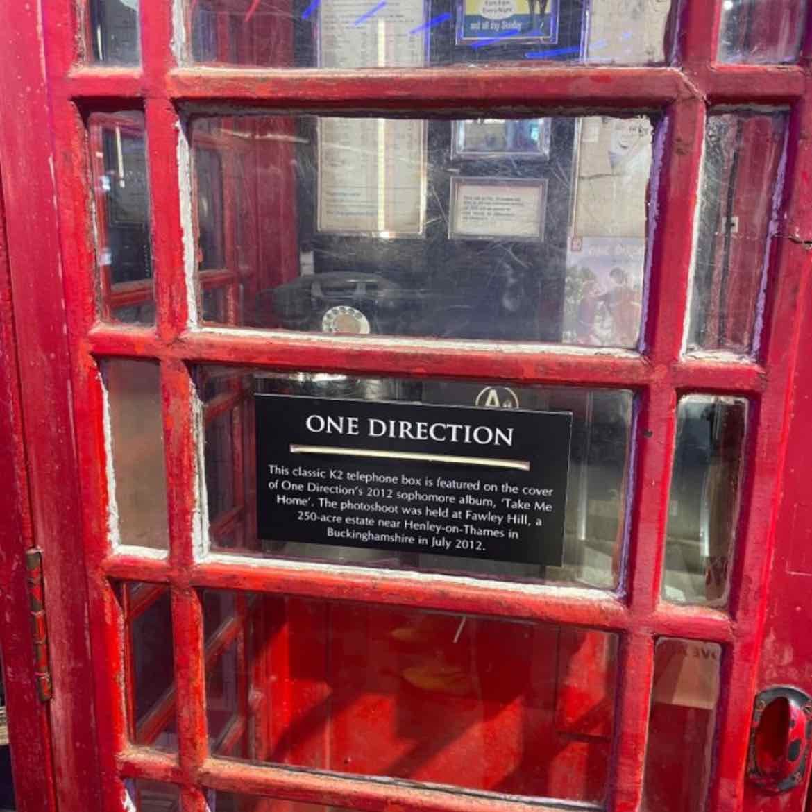 one direction phone box