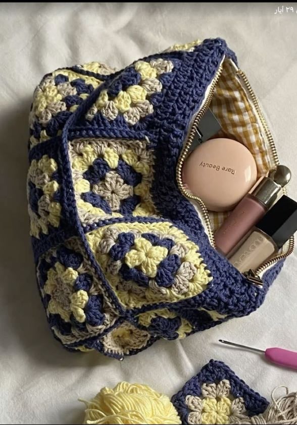 Makeup bag π
