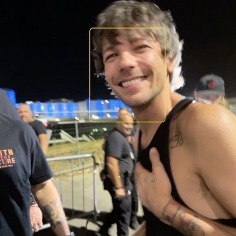 Louis Tomlinson - He saved my life I couldn’t thank him enough for that I love him with all my heart he has one of the sweetest souls ever I love his music it’s so beautiful and the lyrics and just everything I look up to him a lot and love him sm he’s so strong I love Louis Tomlinson.
