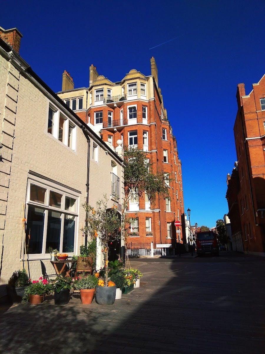 Pavilion Road