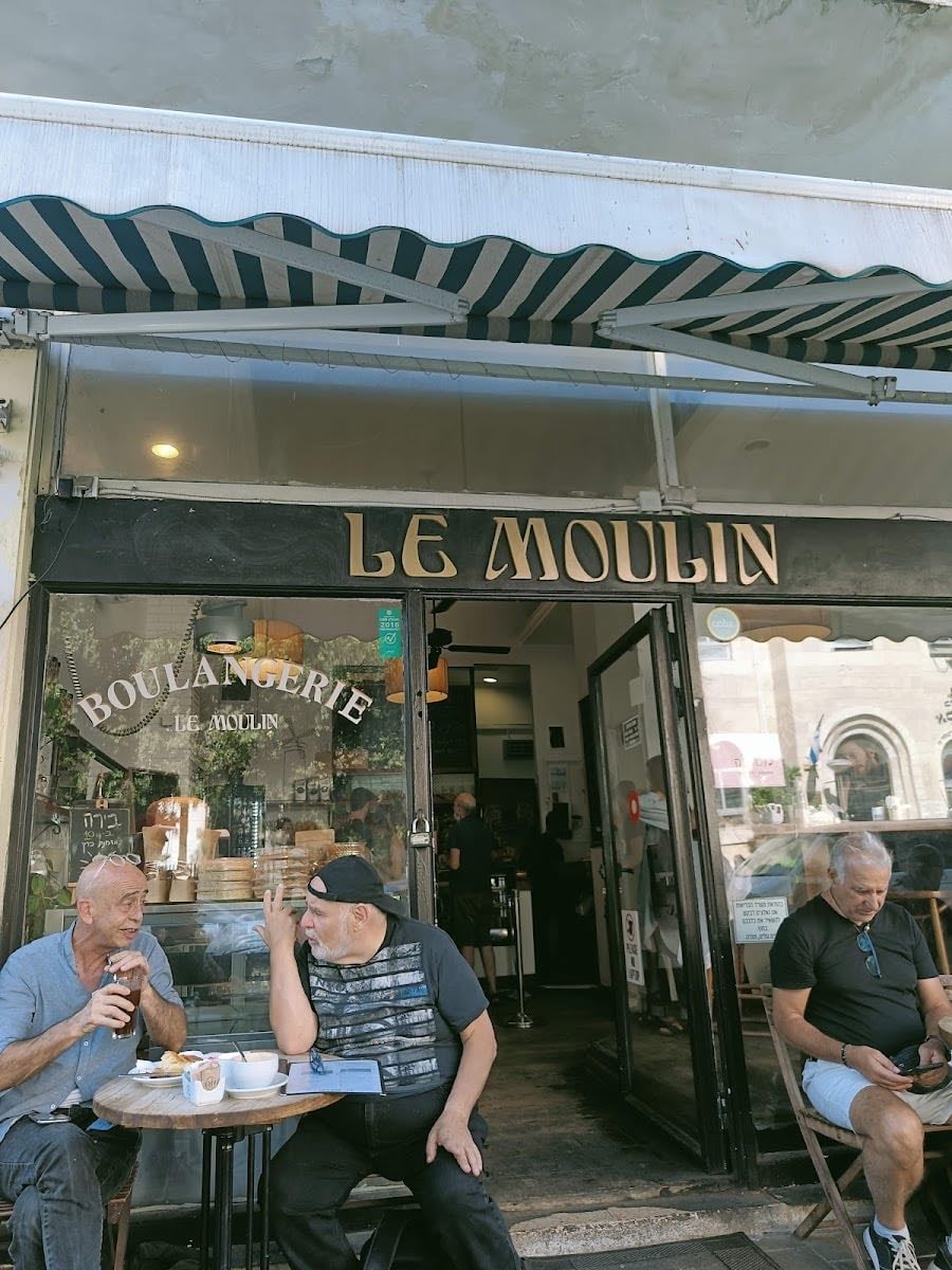 לה מולאן