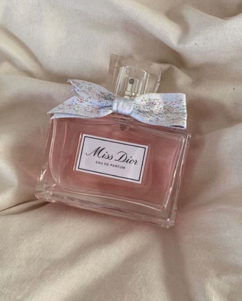 MISS DIOR