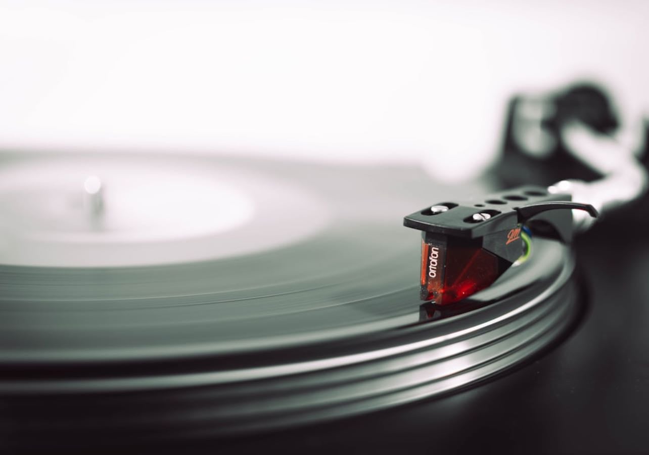 Vinyls - Music hypelist by Louis Havemann