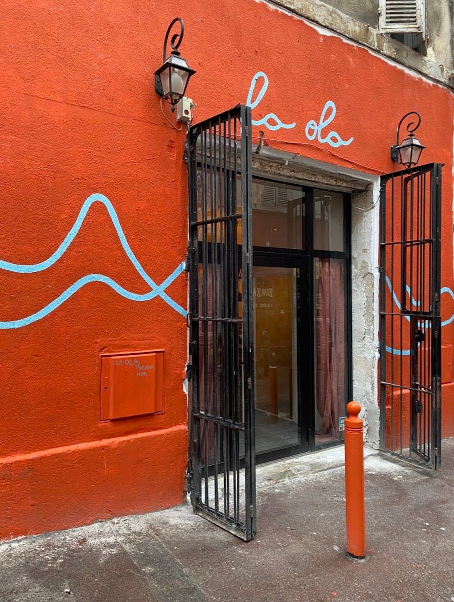 La Ola