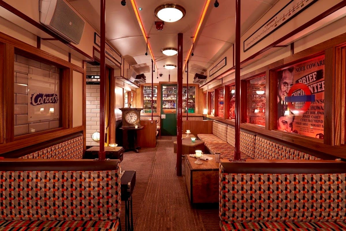 Cahoots Underground - Drinks in the underground