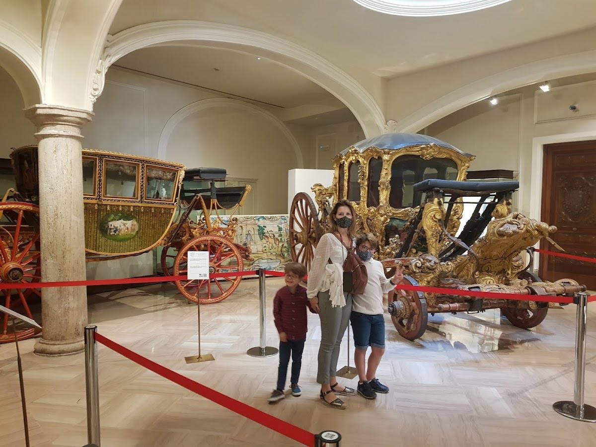 Museu Nacional de Ceràmica i de les Arts Sumptuàries Gonzàlez Martí