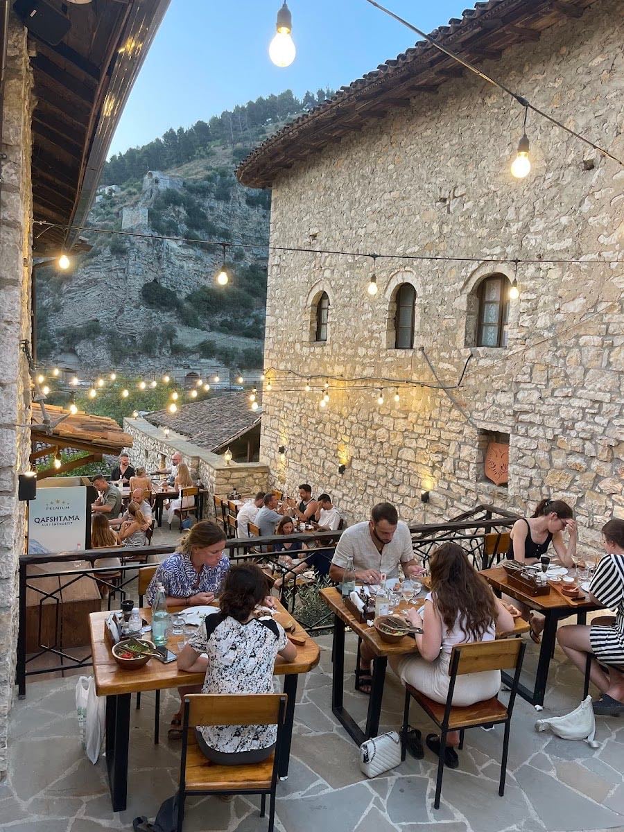 Tradita e Beratit - Hotel & Restaurant - Restaurant