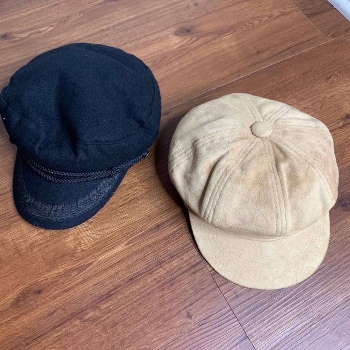 Baker boy hat - Navegando por Pinterest descubrí cómo se llaman estas gorras. Son divinas y me imagino mil looks con ellas.