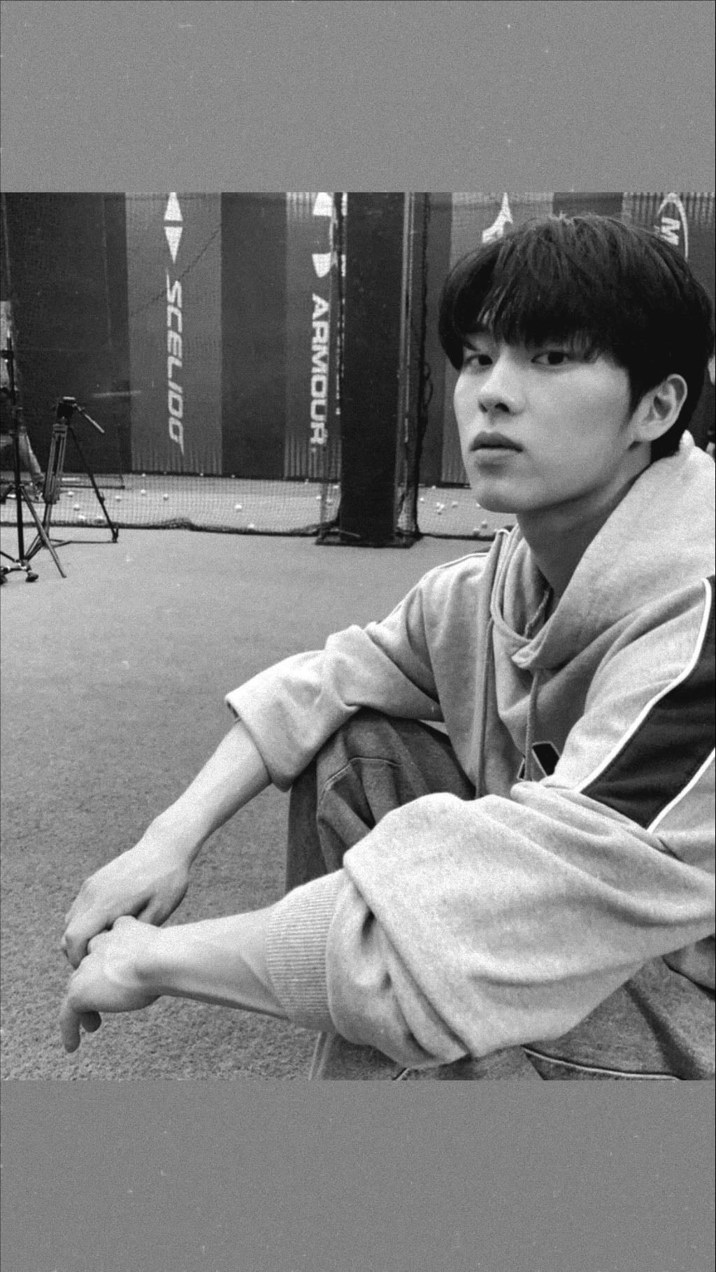 CHOI HYUN WOOK