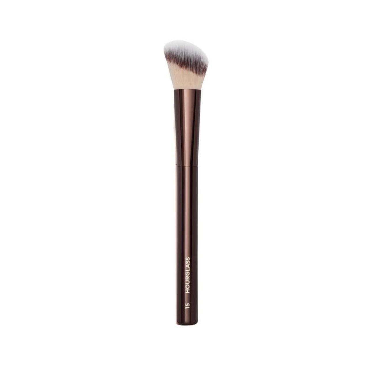 Hourglass Blush Brush