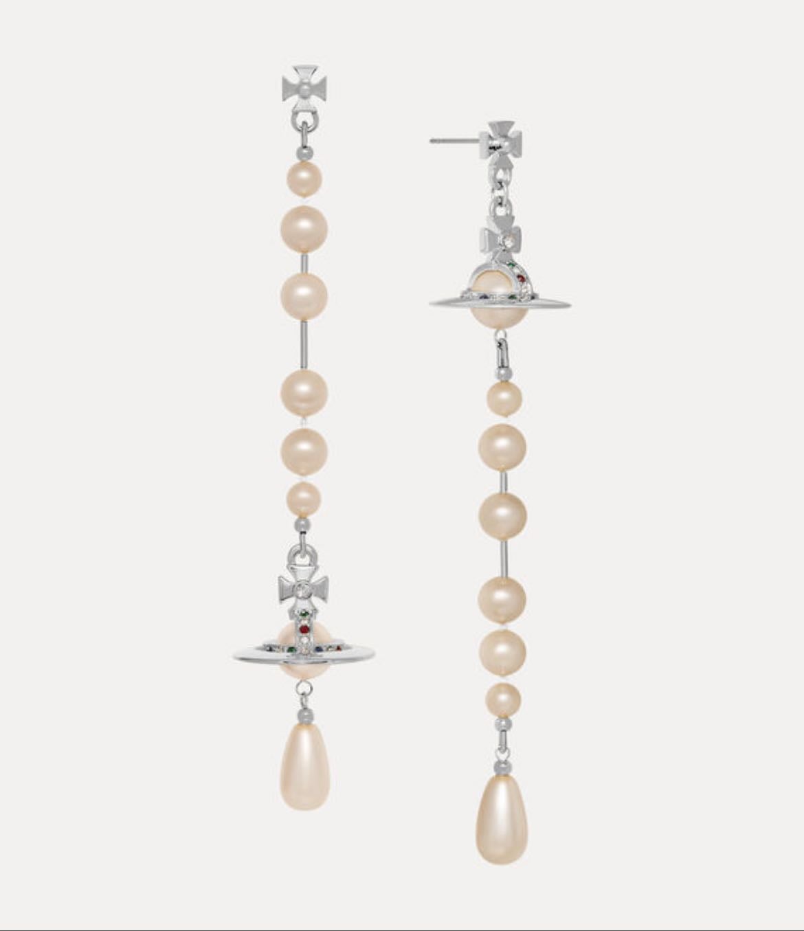 Vivienne Westwood’s broken pearl earring