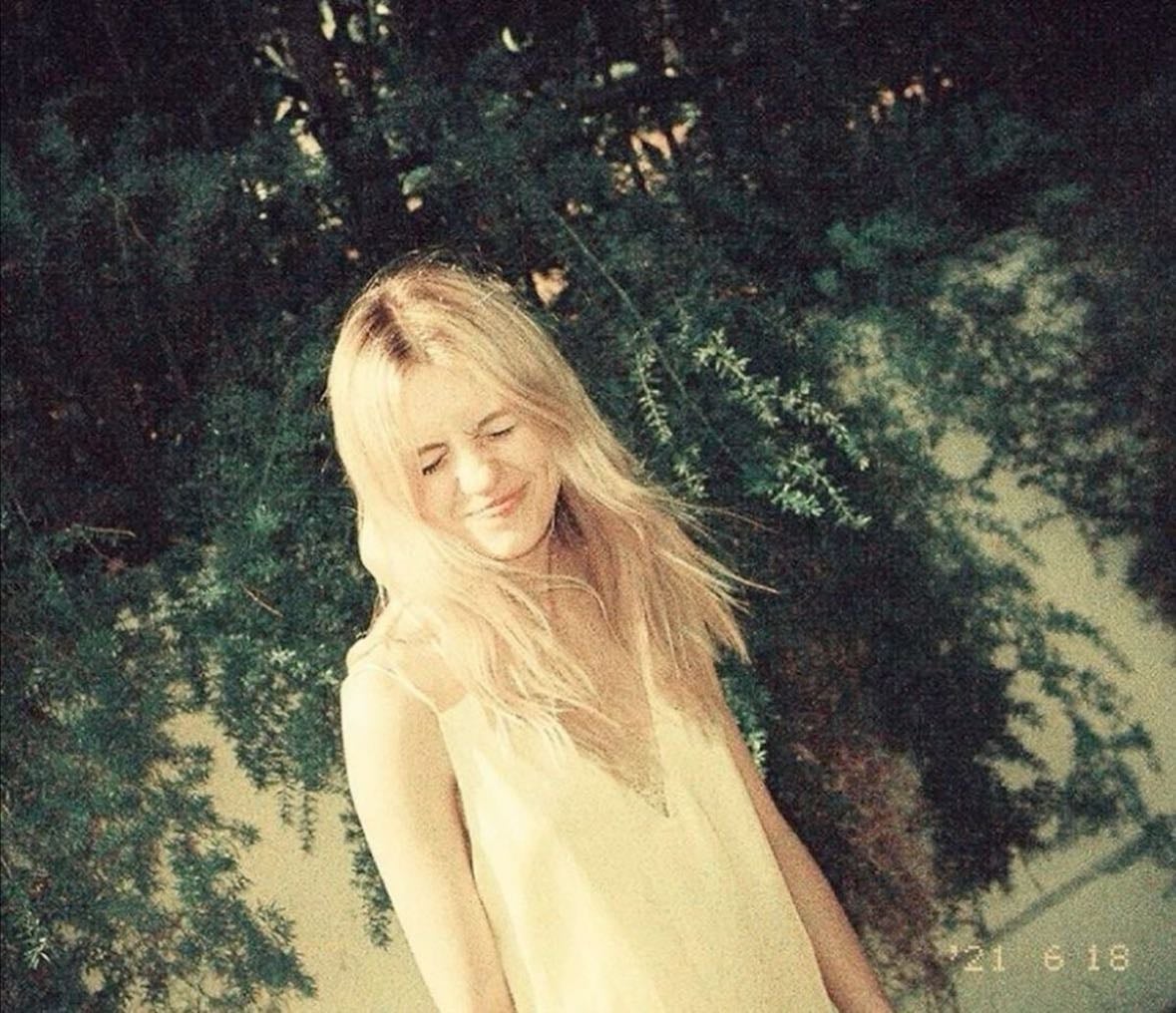 olivia scott welch