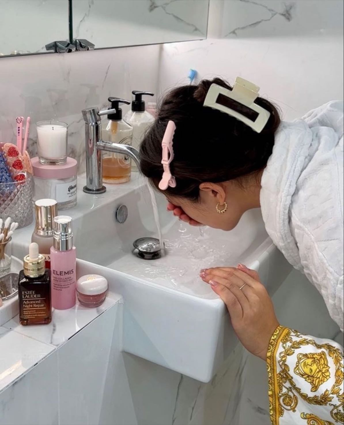 Lavarse la cara 🧖🏼♀️