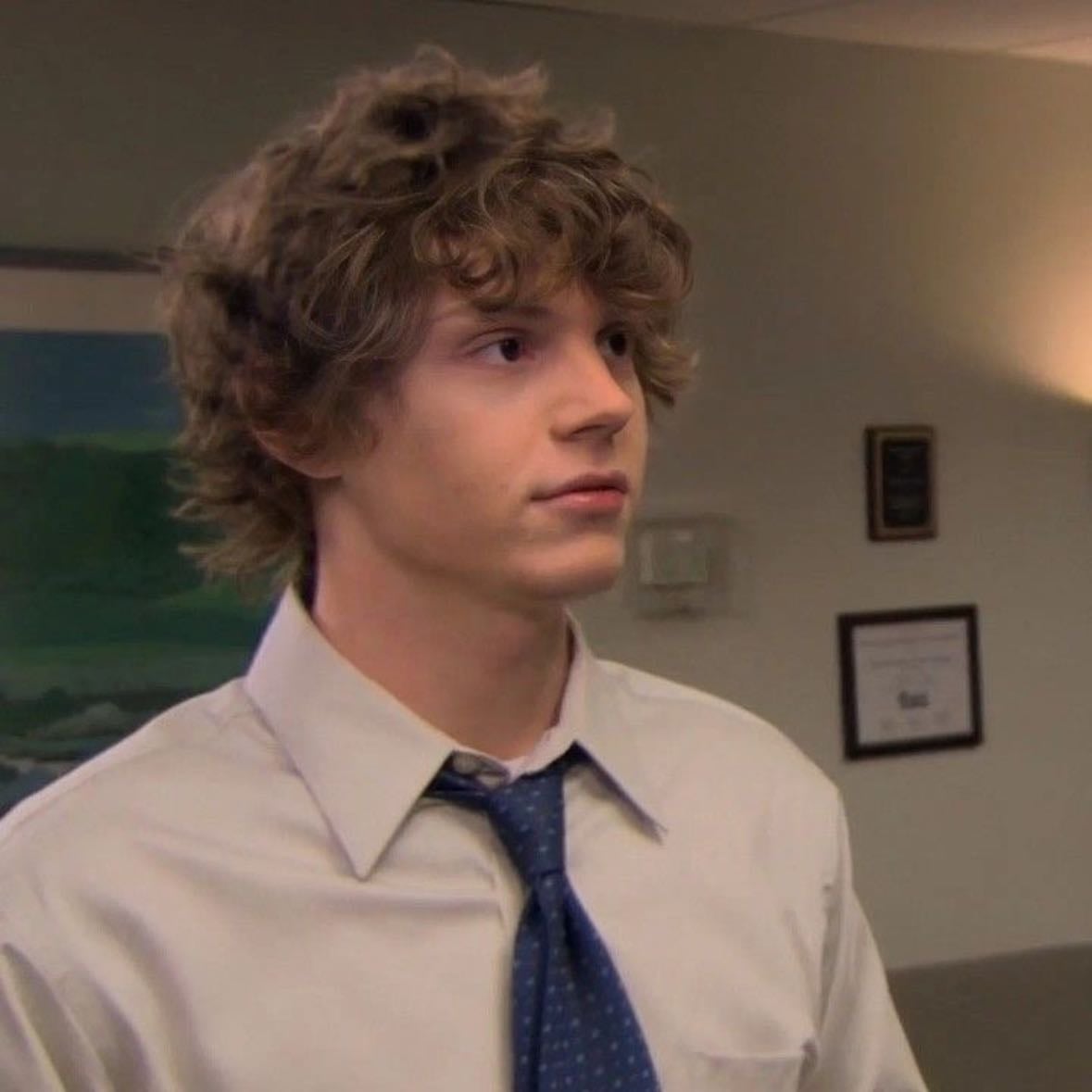 Evan Peters